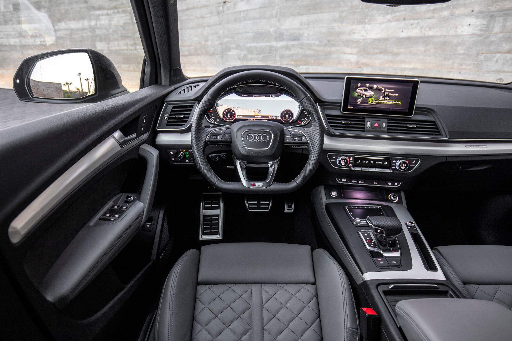 Der neue Audi Q5 setzt Maßstäbe im Segment Moderner TFSIBenziner
