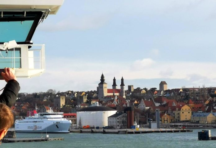 Im Hafen von Visby auf Gotland. © Foto: Dr. Peer Schmidt-Walther, Aufnahme: Visby, 6.2.2022, BU: Stefan Pribnow