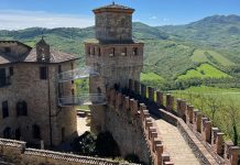 Ein kleines Dorf mit großartiger Burg – Romantico, molto romantico: Valentinstag in Vigoleno